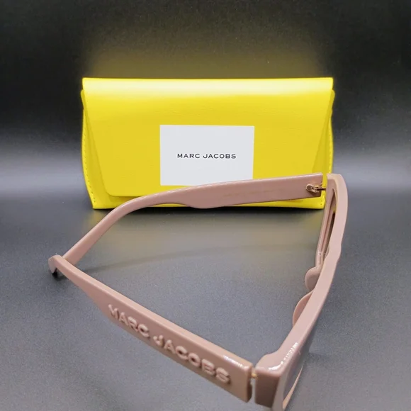 Marc Jacobs Tan Sunglasses with Yellow Case display picture 2